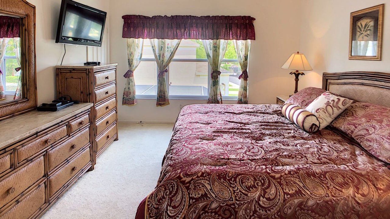 Photo of Bedroom in Windsor Palms