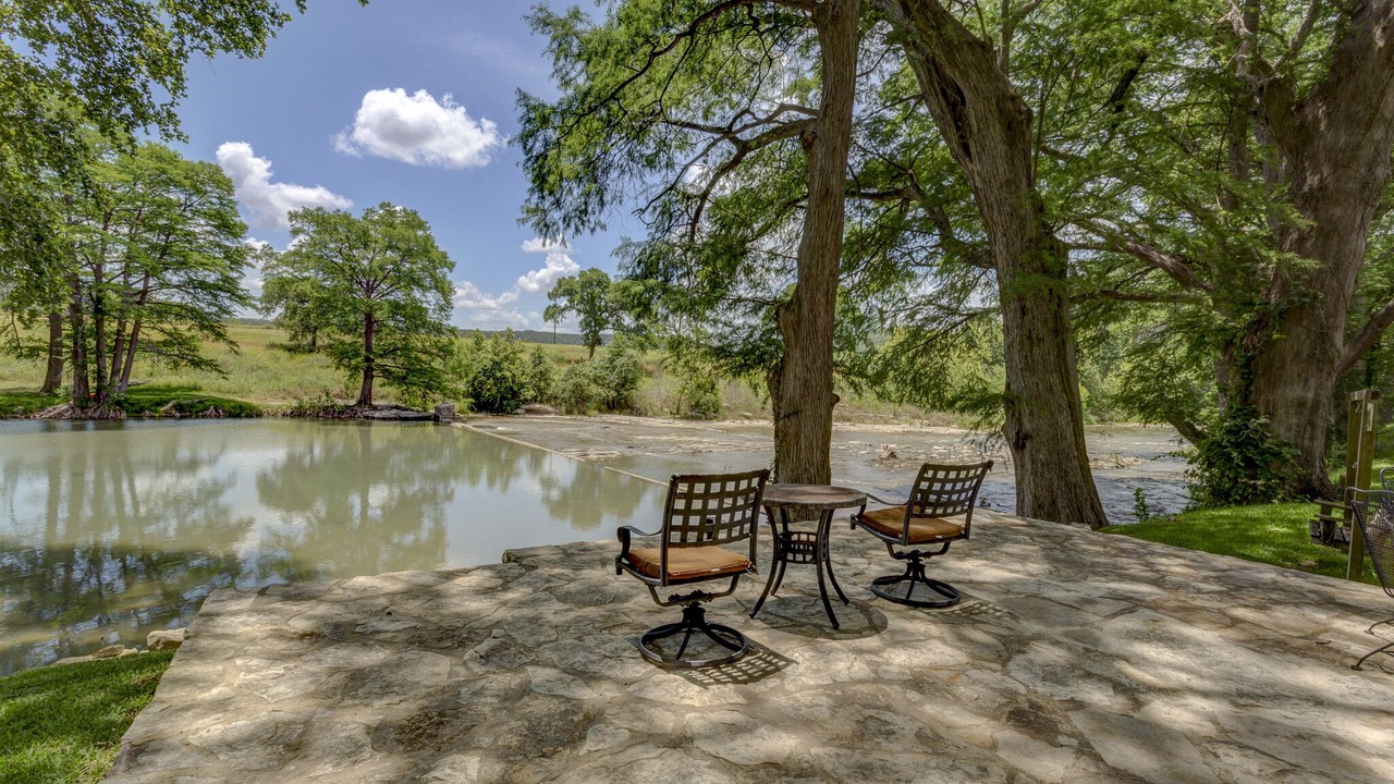 Photo of Others in New Braunfels