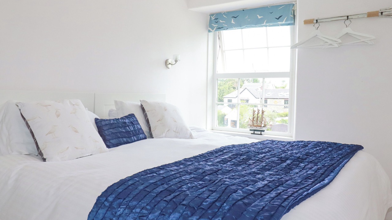 Photo of Bedroom in Crantock