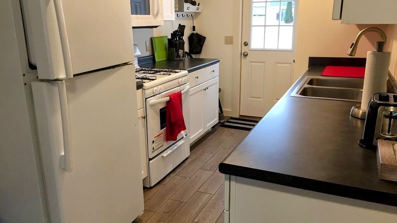 Photo of Kitchen in Alburg