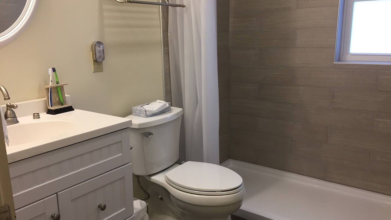 Photo of Bathroom in Alburg