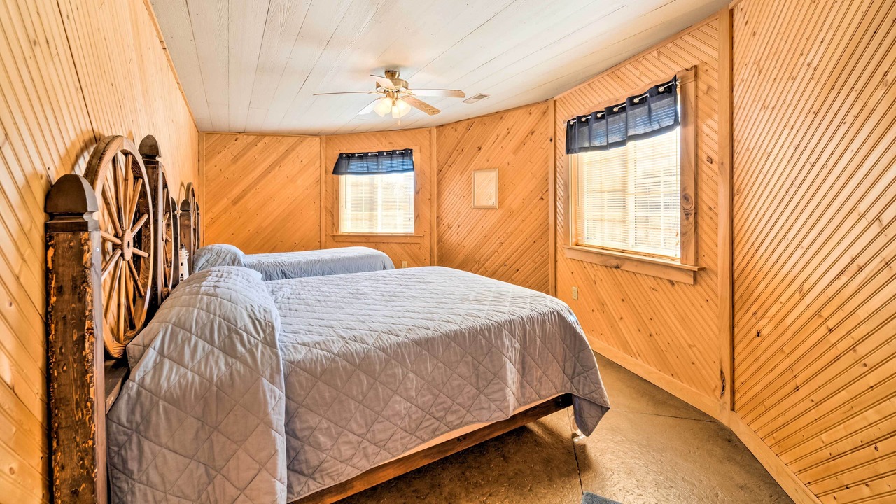 Photo of Bedroom in Bryant