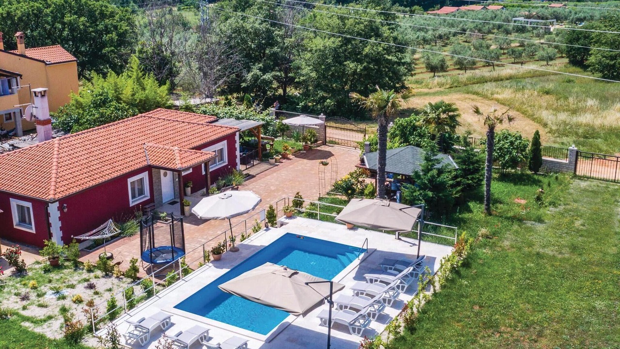 Photo of Outdoor in Buzinija