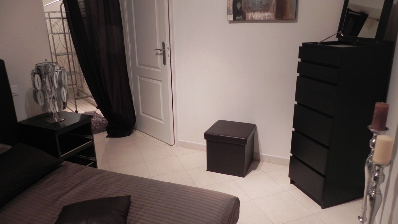 Photo of Bedroom in Gairaut