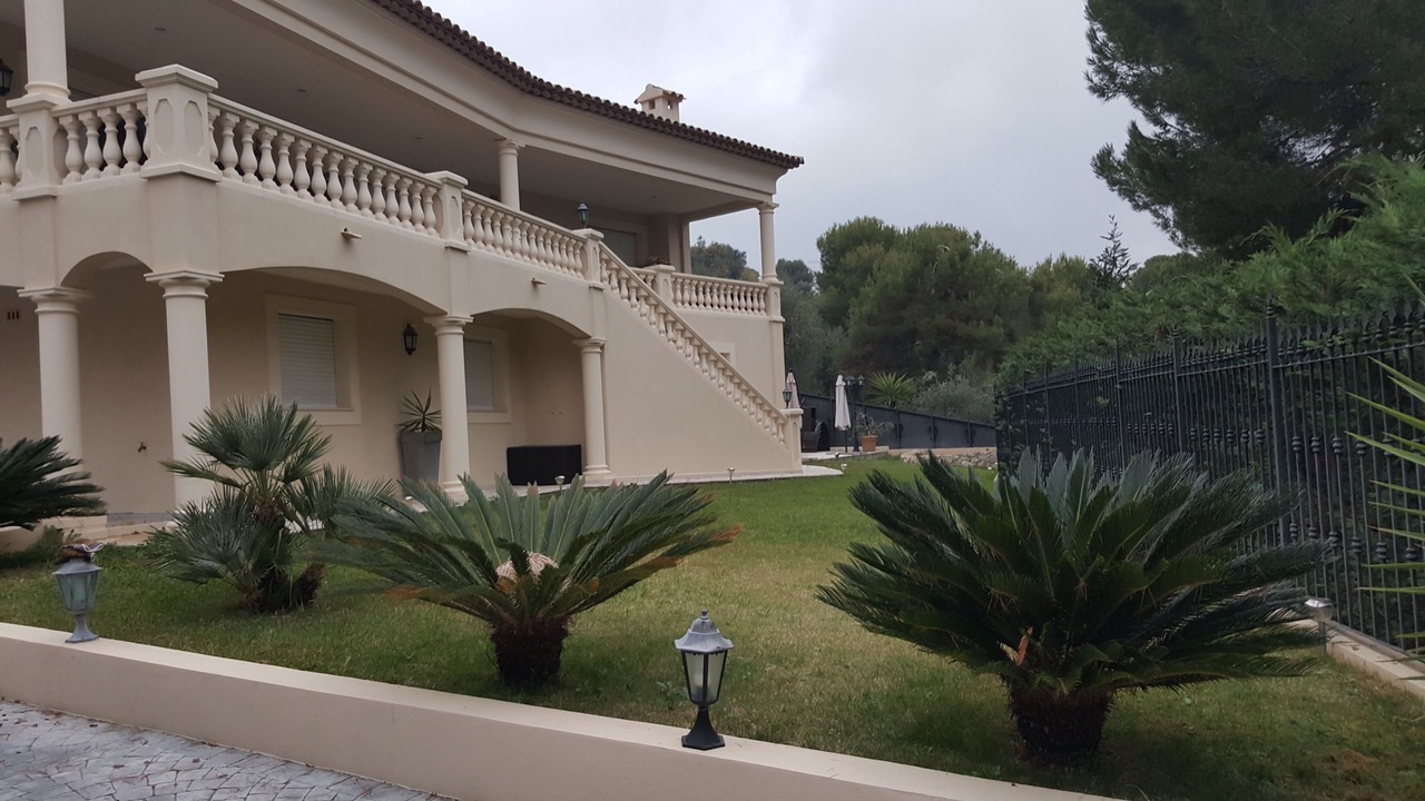 Photo of Outdoor in Gairaut