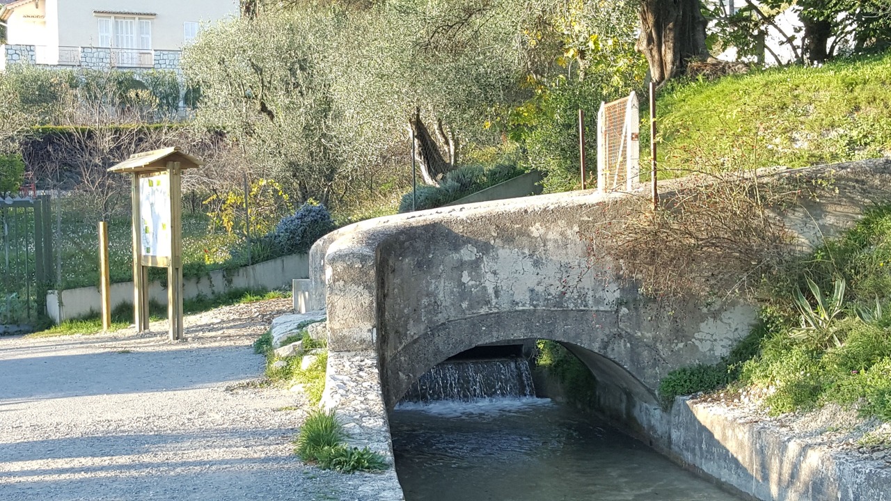 Photo of Outdoor in Gairaut