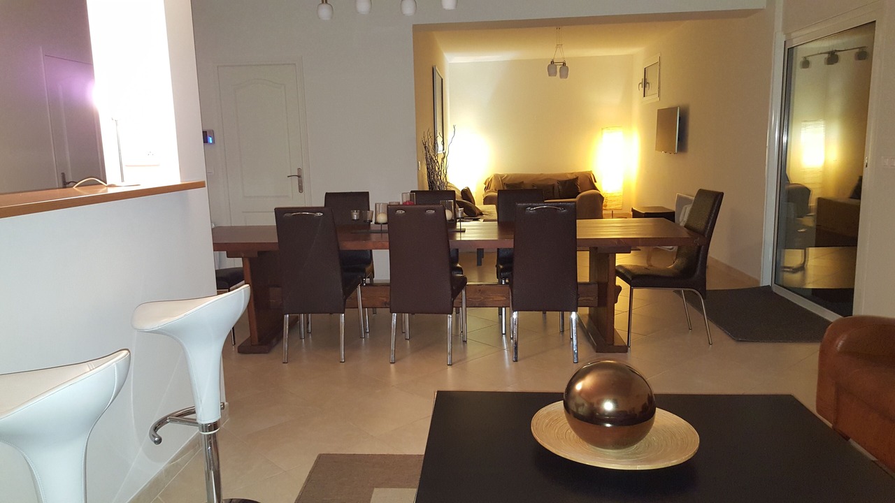 Photo of Others in Gairaut