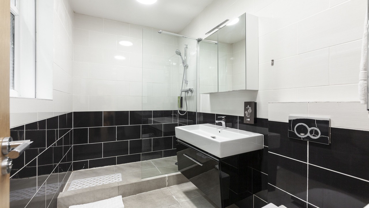 Photo of Bathroom in Finsbury Park