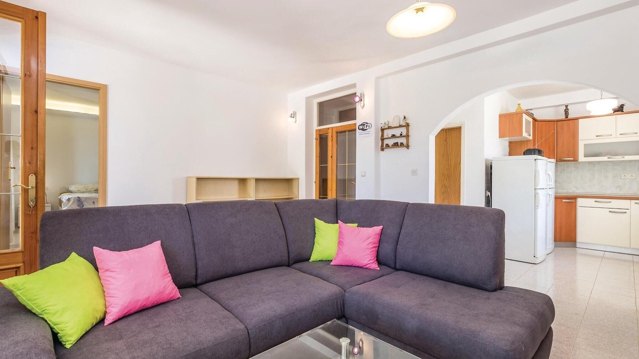 Photo of Bedroom in Barbat na Rabu