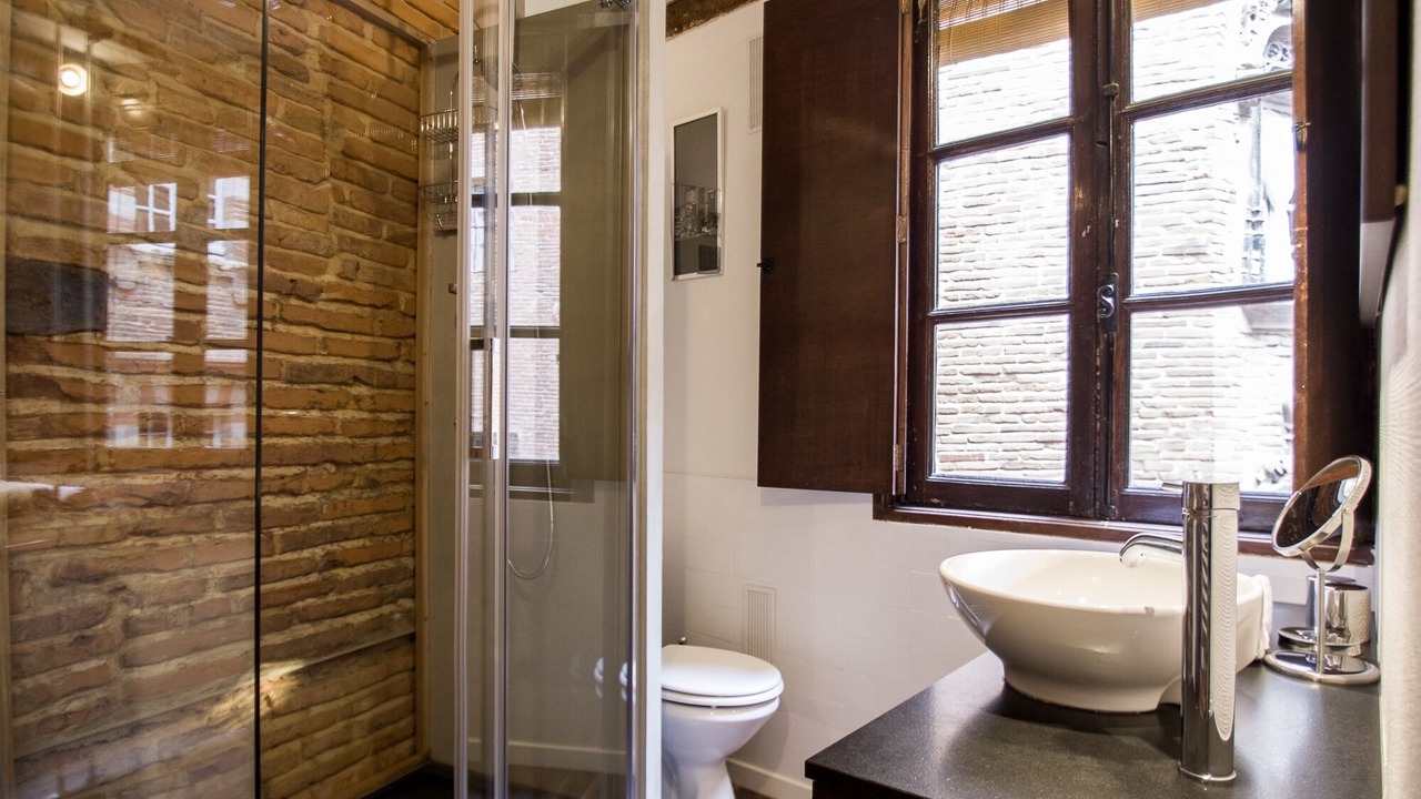 Photo of Bathroom in Saint-Etienne