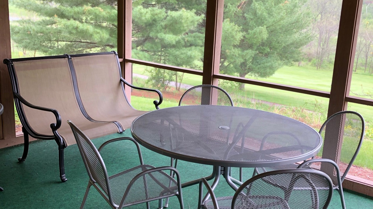 Photo of Outdoor in Spring Green