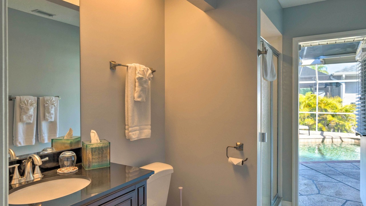 Photo of Bathroom in Gulf Cove