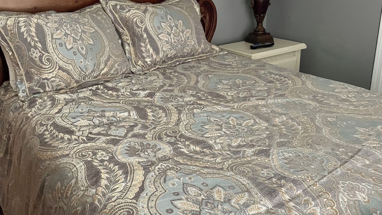 Photo of Bedroom in Gulf Shores