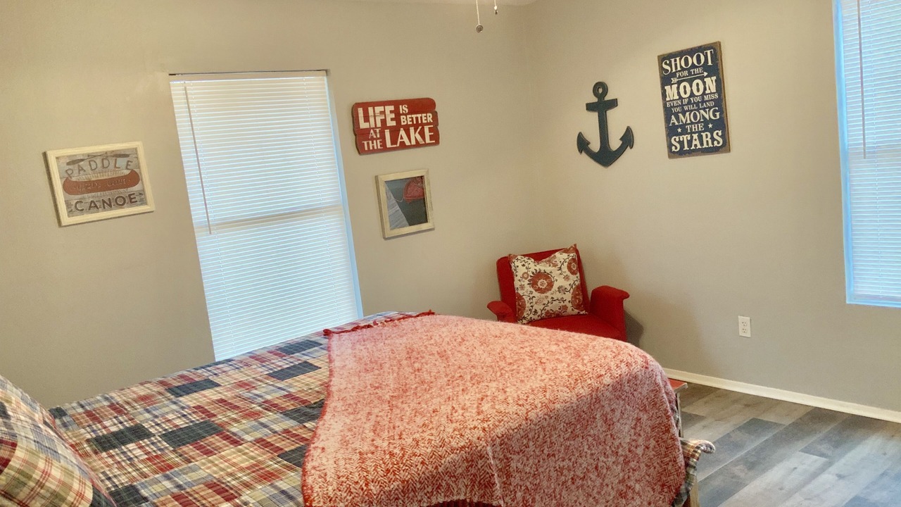 Photo of Bedroom in Dogwood