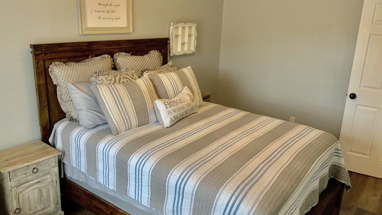 Photo of Bedroom in Dogwood