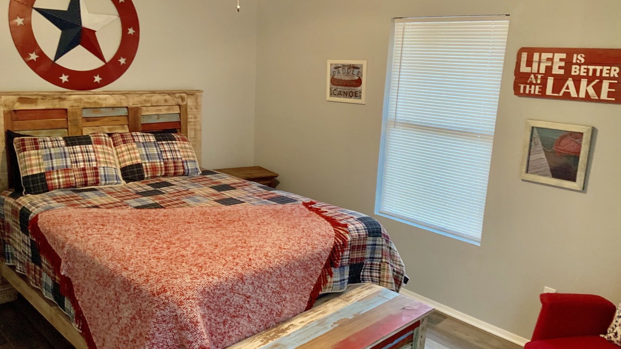 Photo of Bedroom in Dogwood