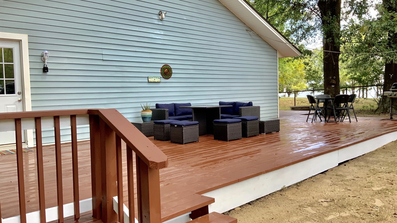 Photo of Patio Balcony in Dogwood