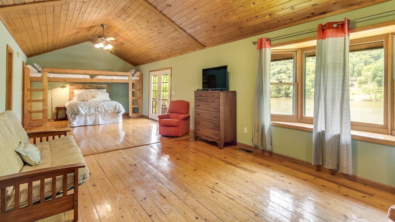 Photo of Bedroom in Chattanooga