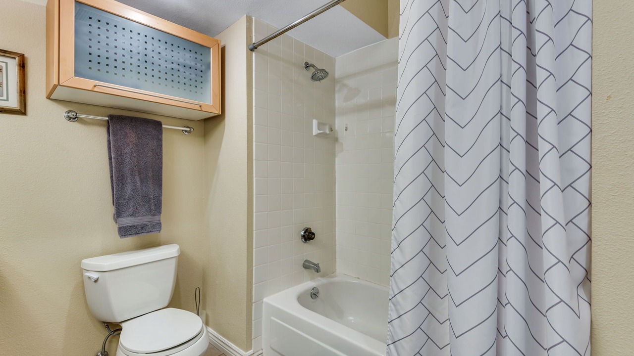 Photo of Bathroom in Englewood