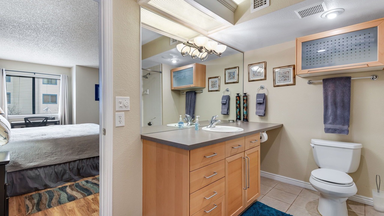 Photo of Bathroom in Englewood