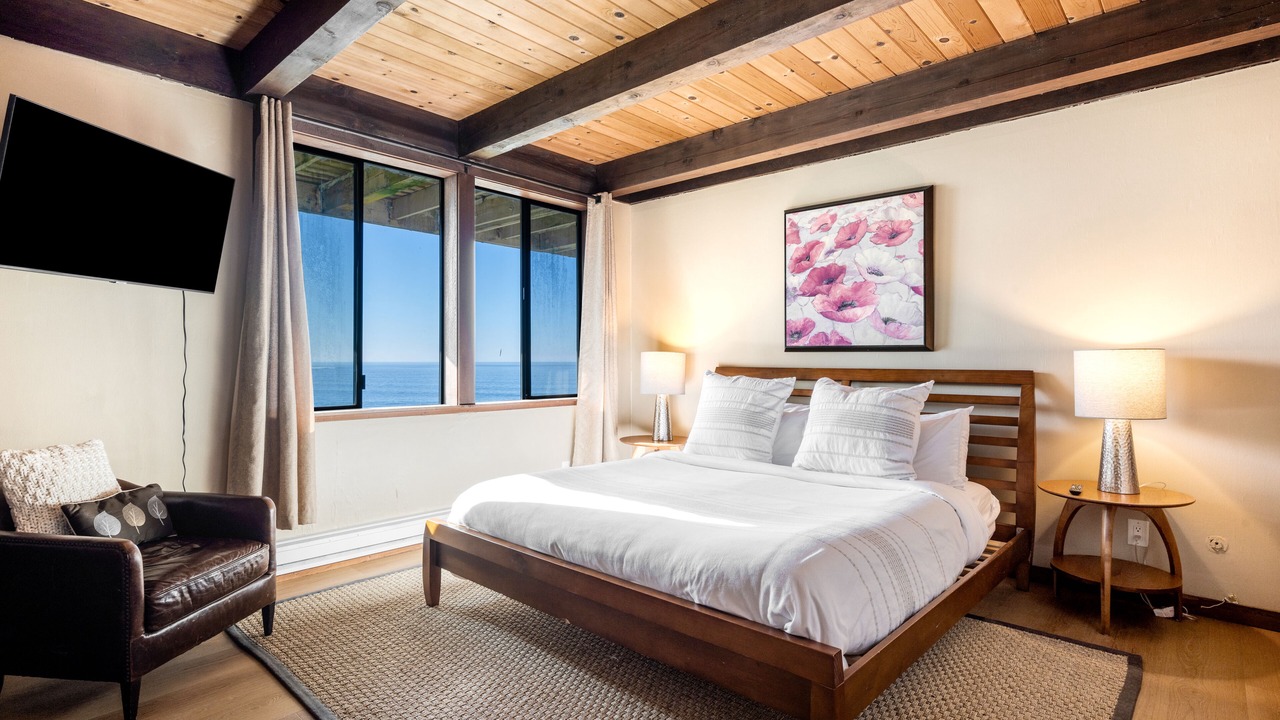 Photo of Bedroom in Dillon Beach