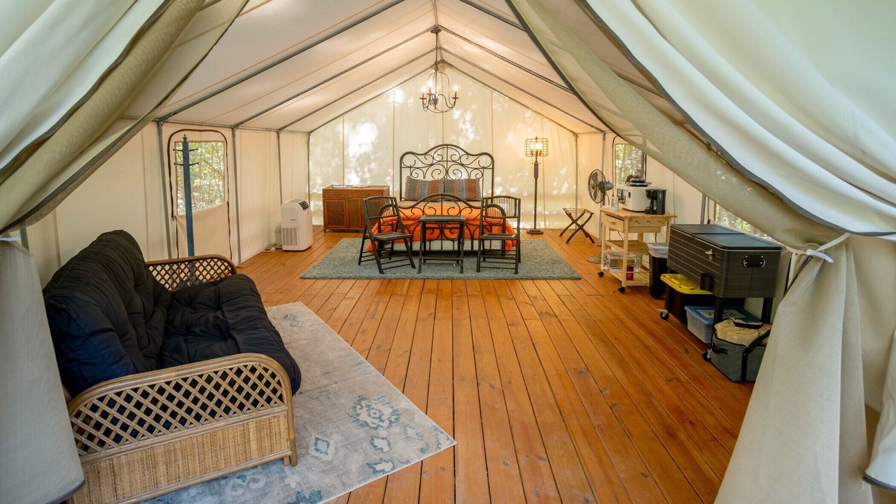 Photo of Others in Copperhill