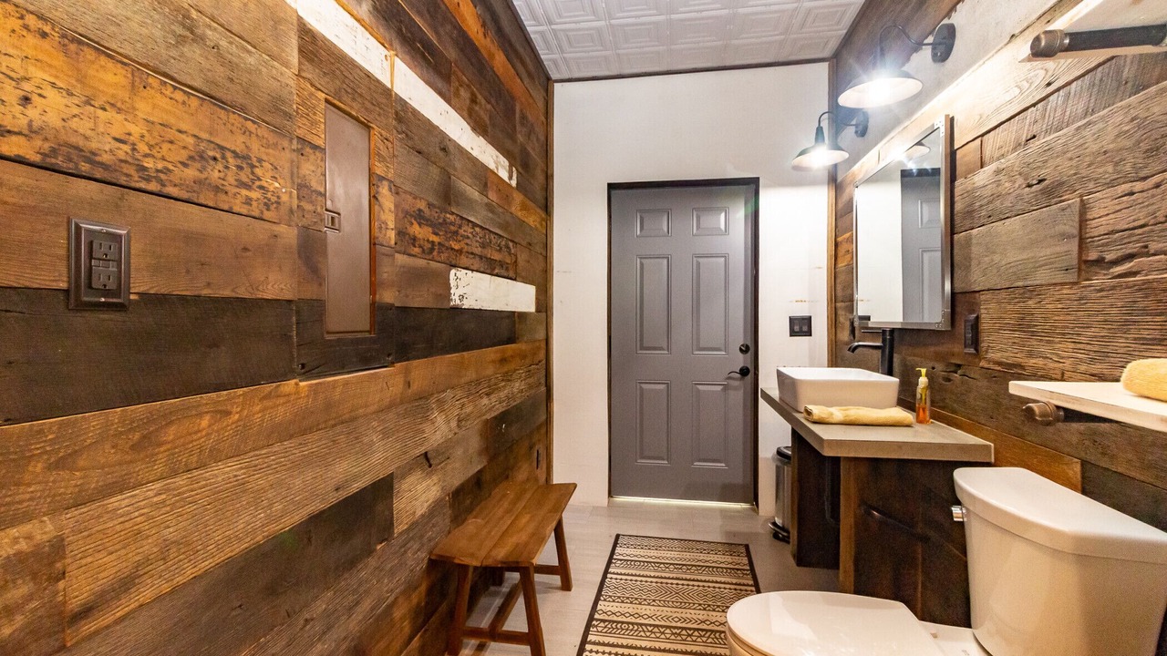 Photo of Bathroom in Copperhill