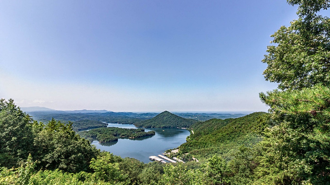 Photo of Others in Copperhill