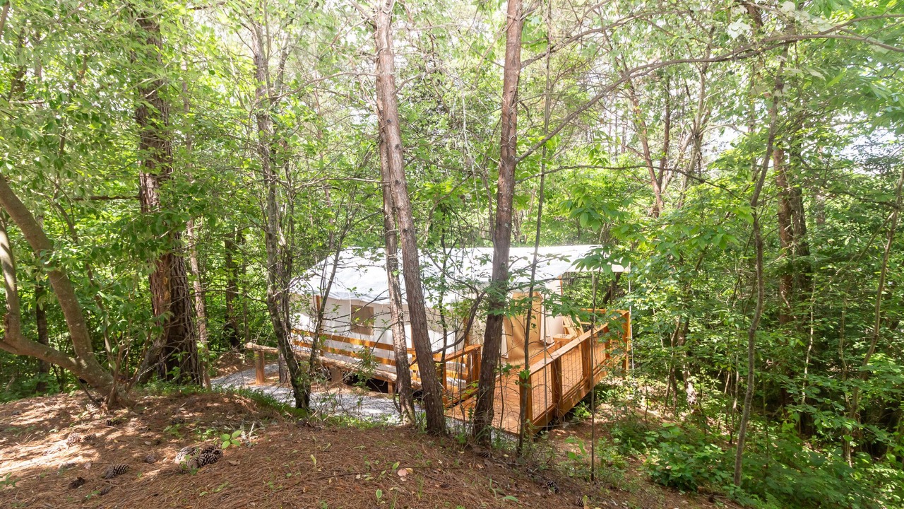 Photo of Outdoor in Copperhill