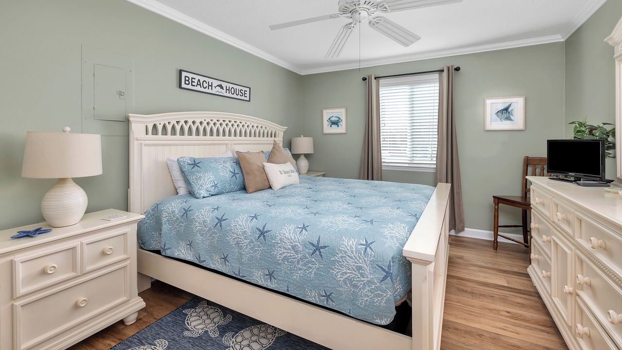 Photo of Bedroom in Demere Park
