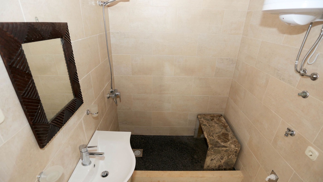 Photo of Bathroom in Preko
