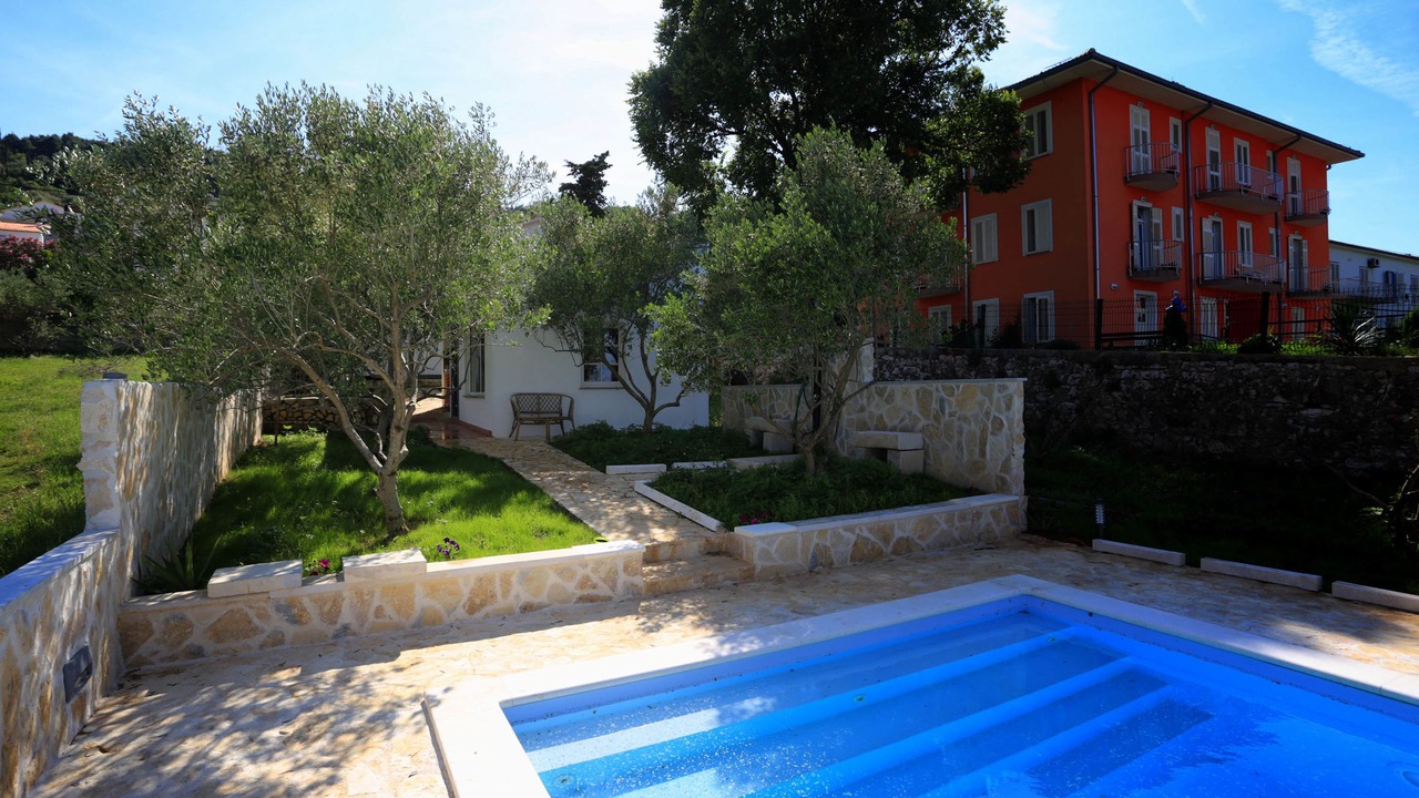 Photo of Outdoor in Preko