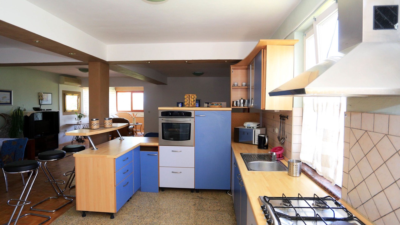 Photo of Kitchen in Preko