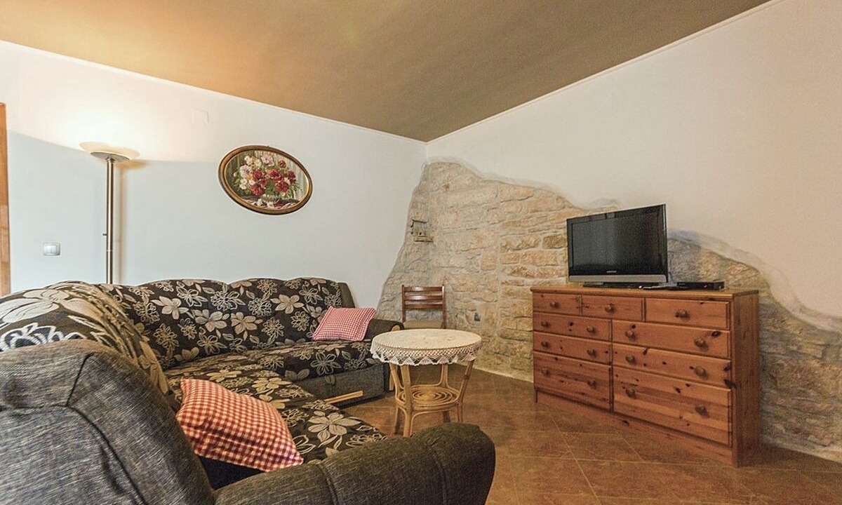 Photo of Bedroom in Gajana