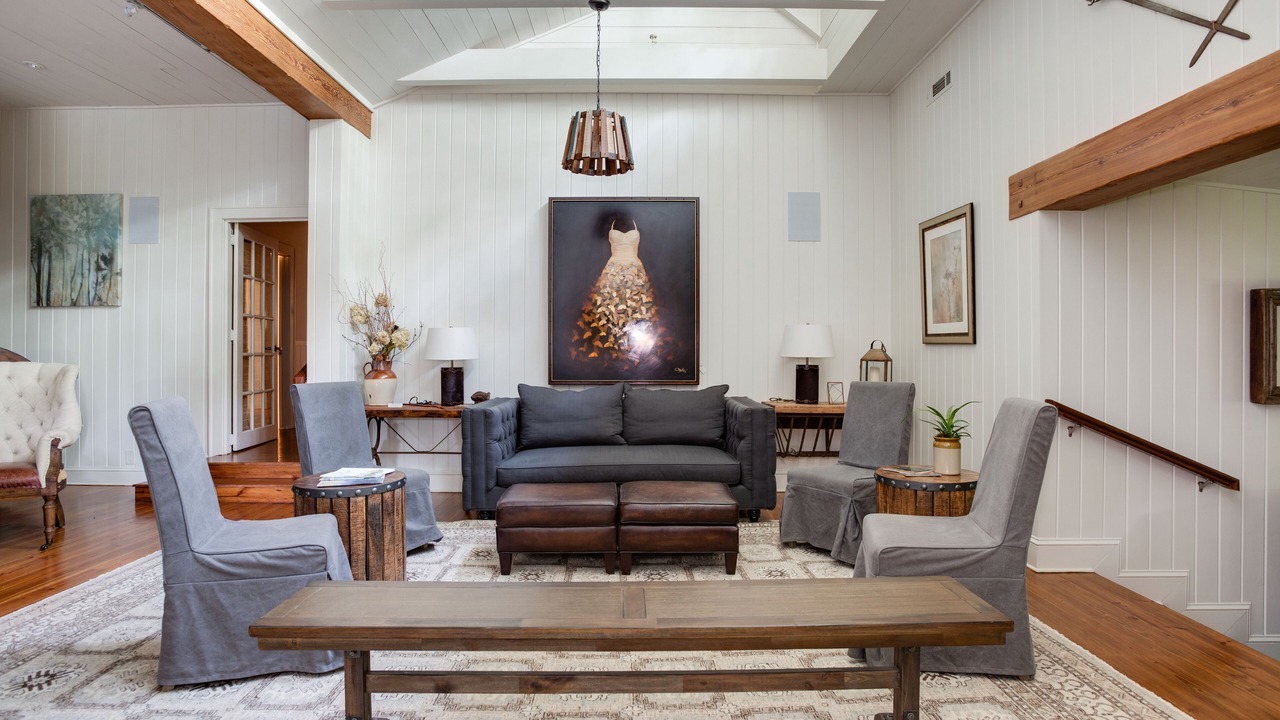 Photo of Livingroom in Lakemont