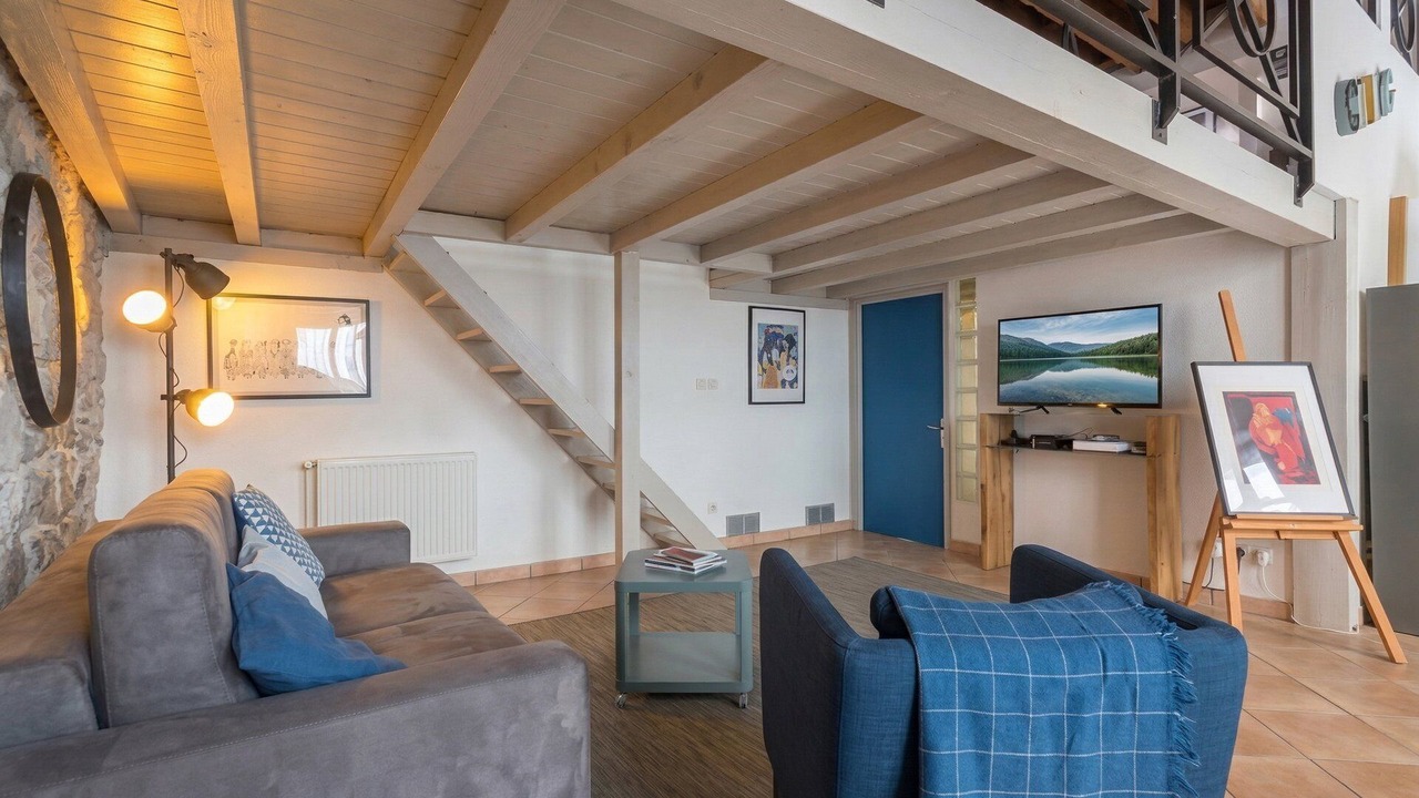 Photo of Livingroom in Griffon - Royale