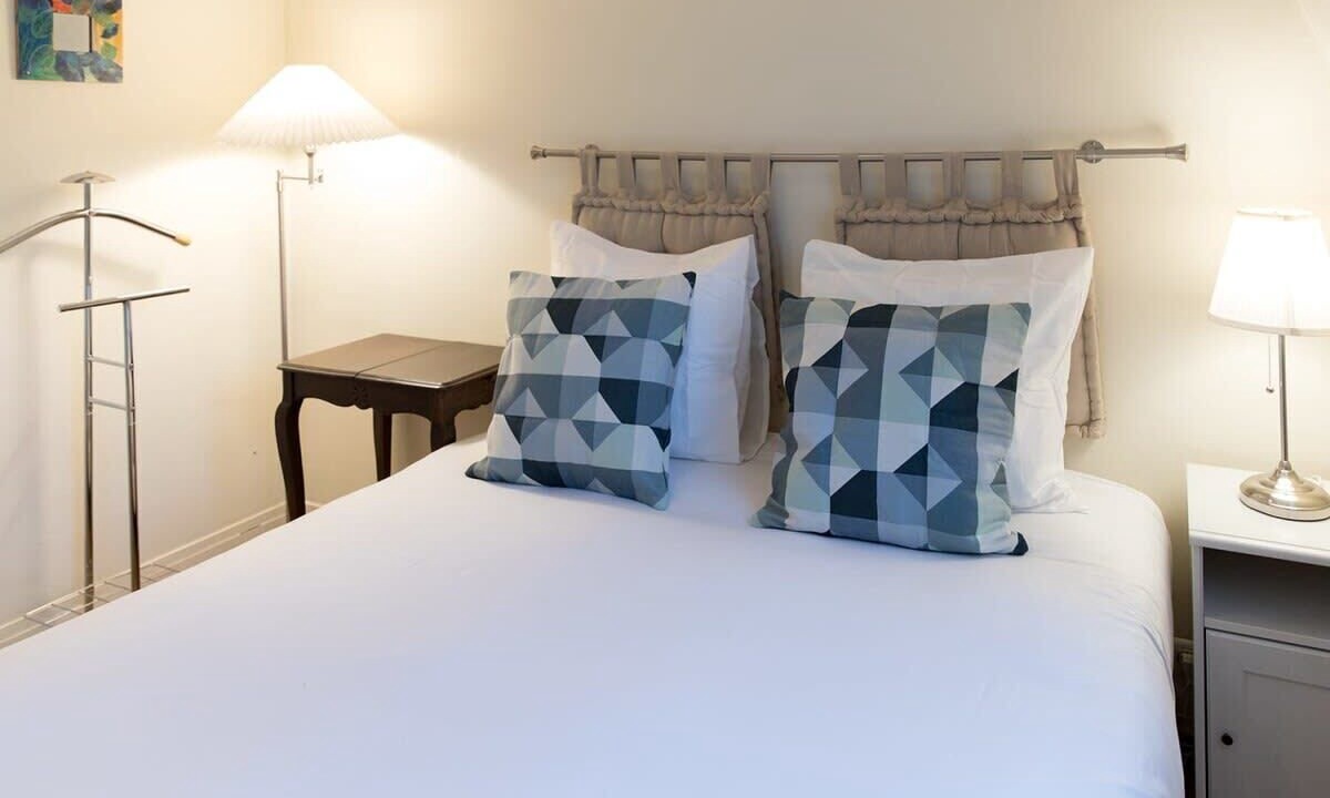 Photo of Bedroom in Faubourg Saint-Germain