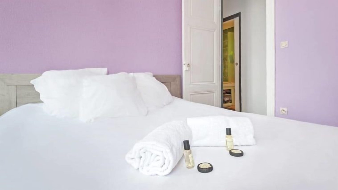 Photo of Bedroom in Lyon City Centre