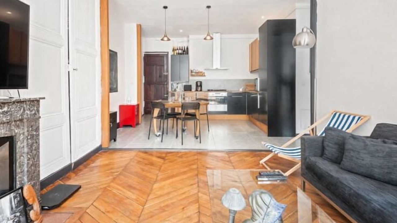 Photo of Livingroom in Lyon City Centre