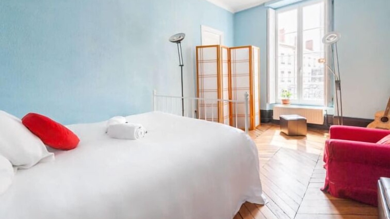 Photo of Bedroom in Lyon City Centre