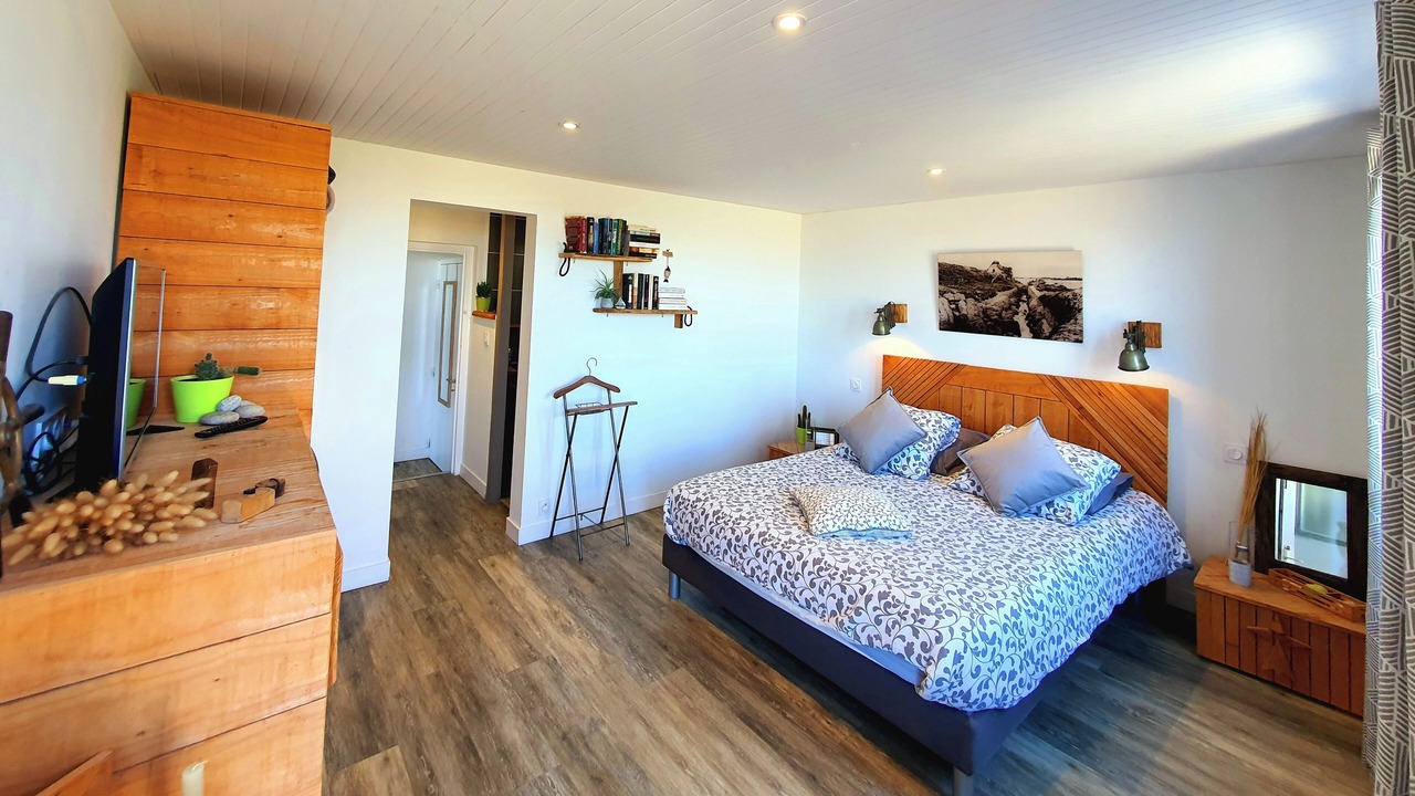 Photo of Bedroom in Cleder