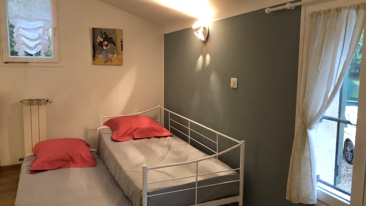 Photo of Bedroom in Flayosc