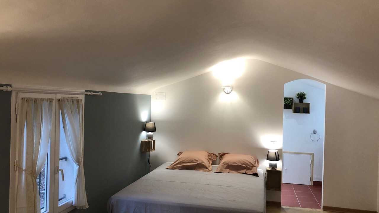 Photo of Bedroom in Flayosc