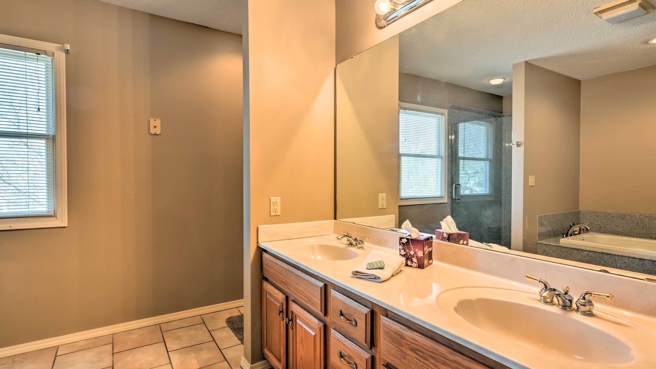 Photo of Bathroom in Bartlesville