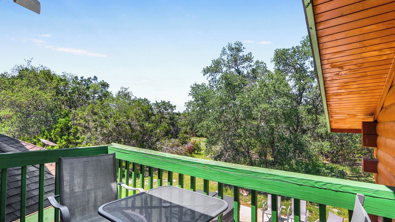 Photo of Patio Balcony in Blanco
