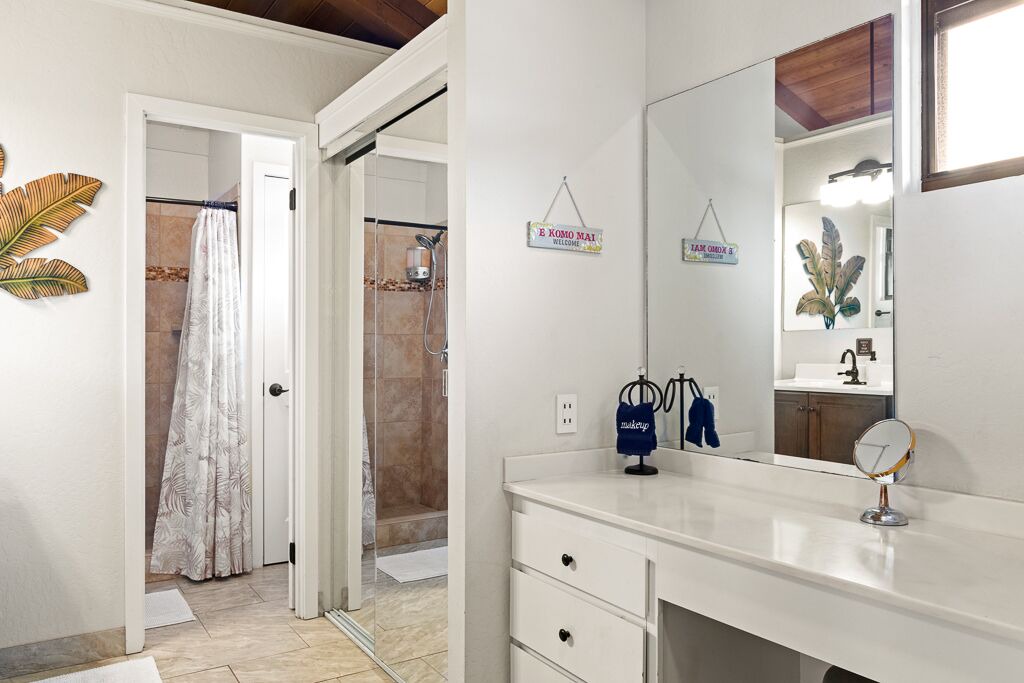 Photo of Bathroom in Waikoloa