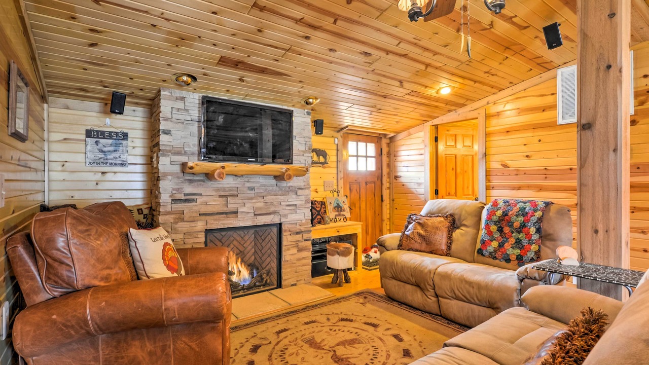 Photo of Livingroom in Bartlesville