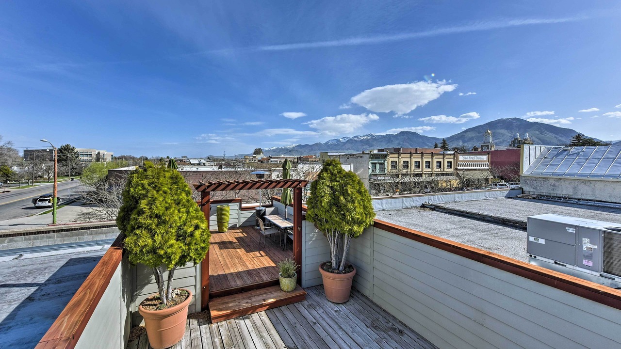 Photo of Others in Logan