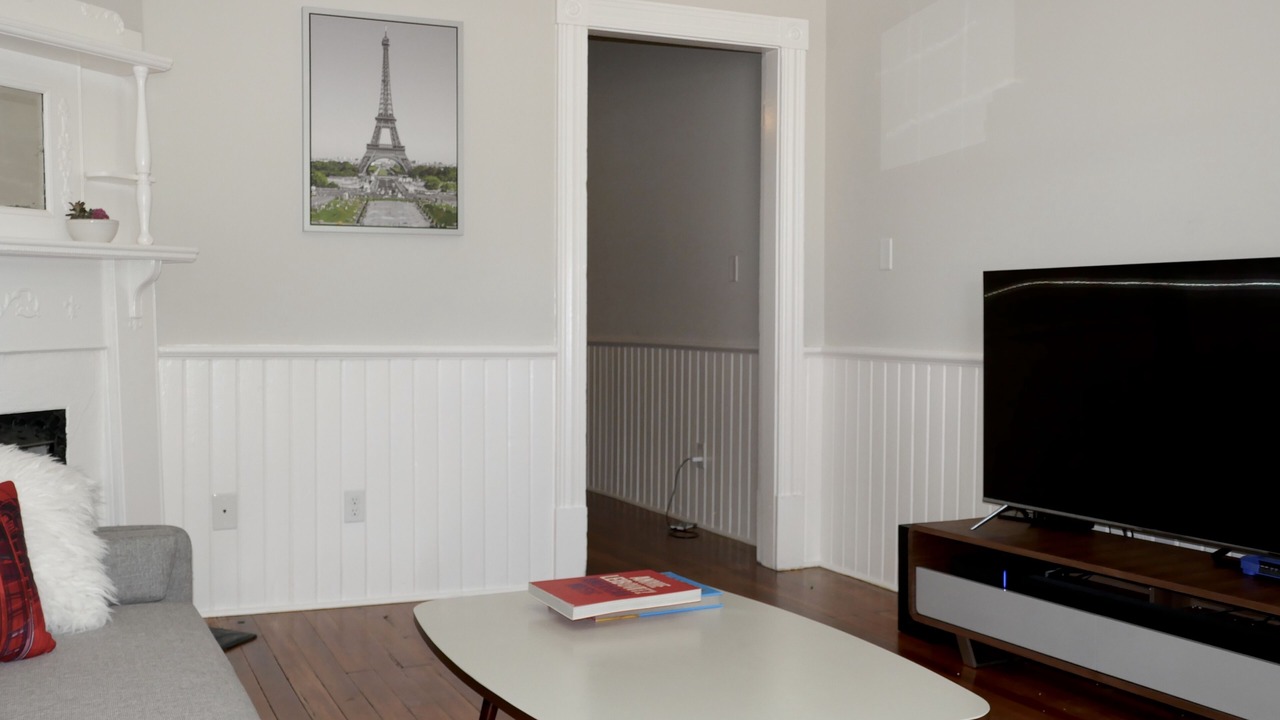 Photo of Bedroom in Beach Institute