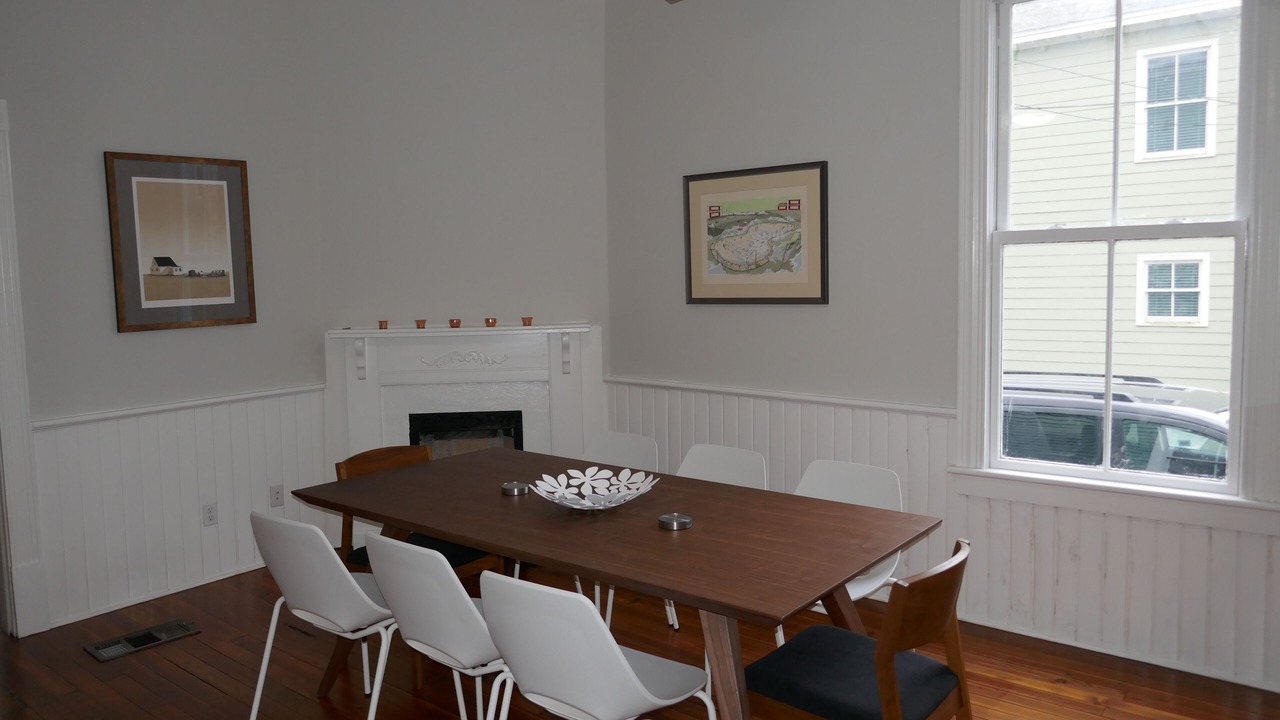 Photo of Bedroom in Beach Institute